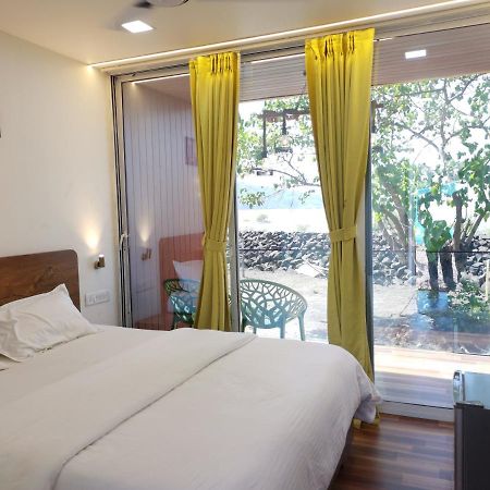 The Koasta Sea View Resort Korlai Экстерьер фото