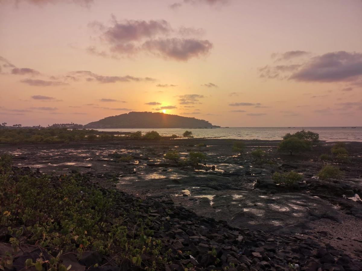 The Koasta Sea View Resort Korlai Экстерьер фото